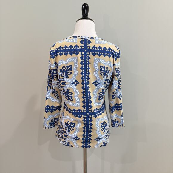 J. McLaughlin Catalina Cloth Top Women’s Size M Tan Blue Print Stretch Shirt - Picture 6 of 11